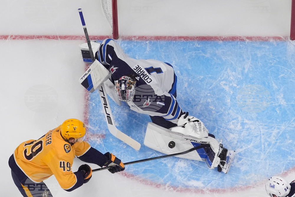 Jets Predators Hockey