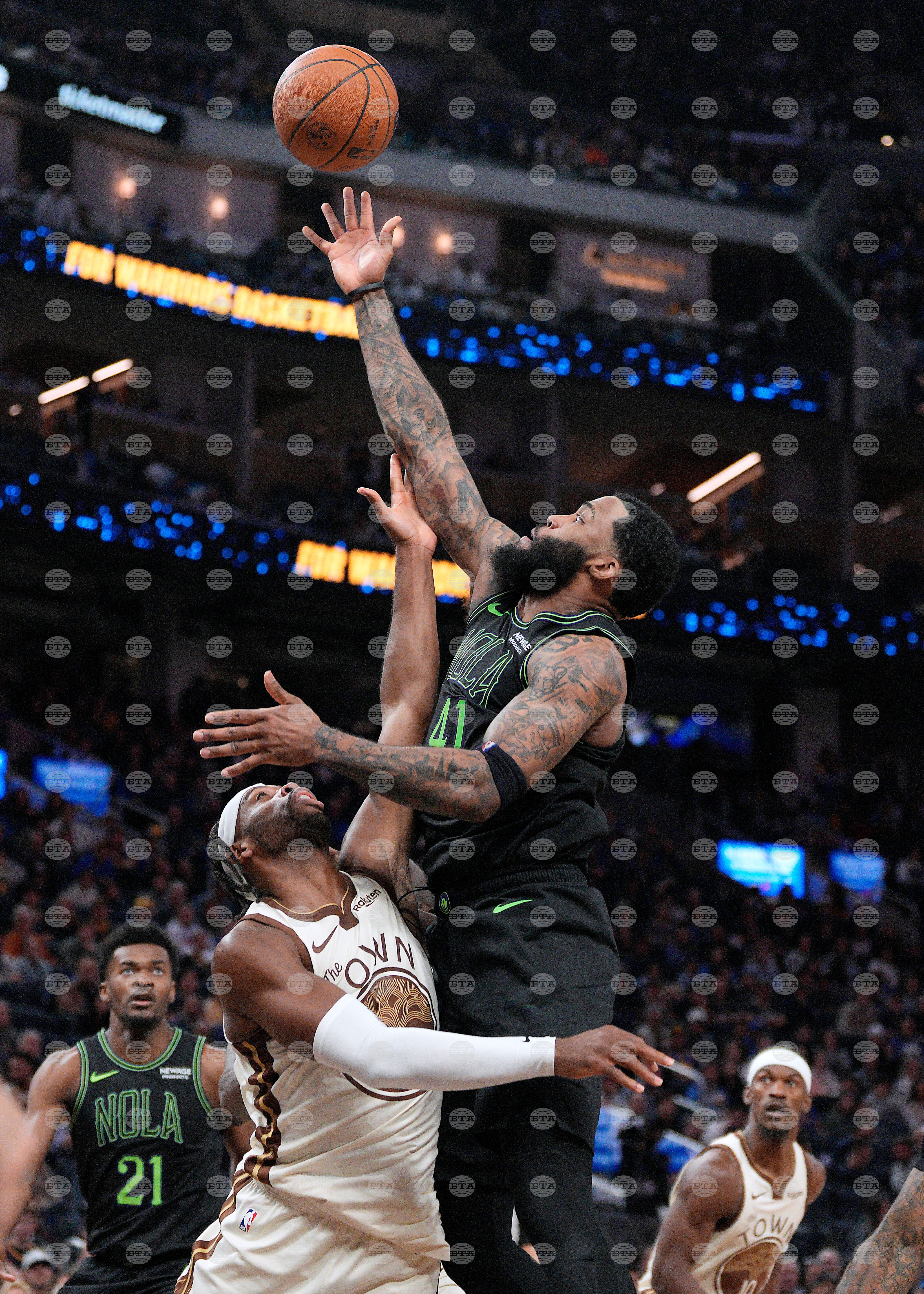 Pelicans Warriors Basketball