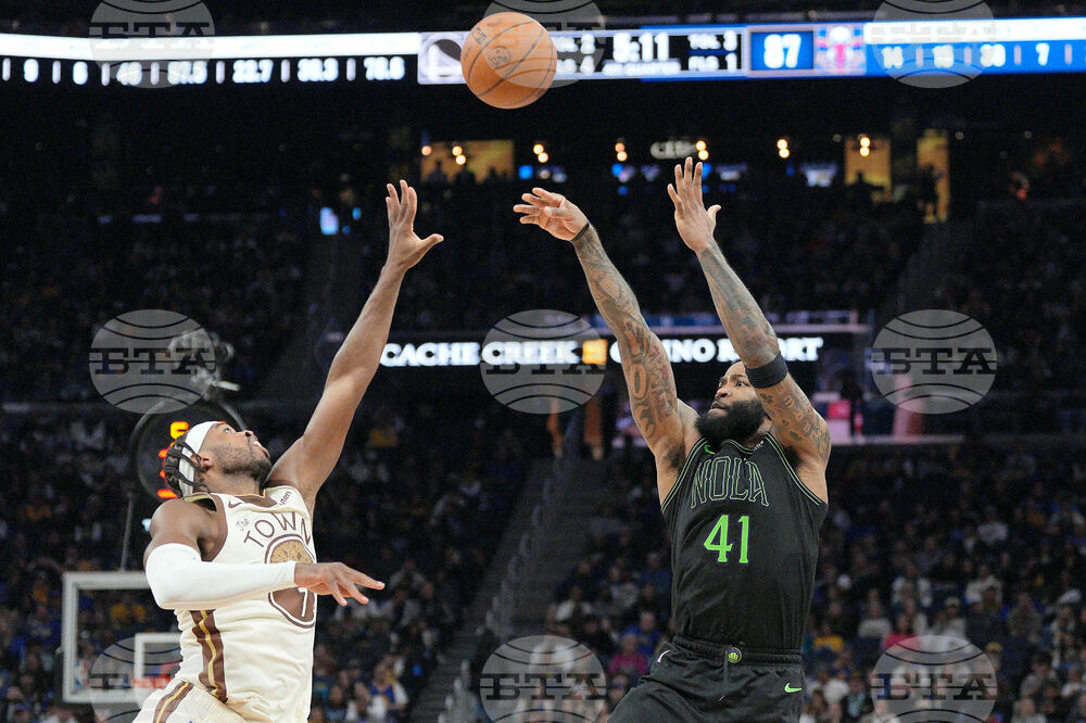 Pelicans Warriors Basketball