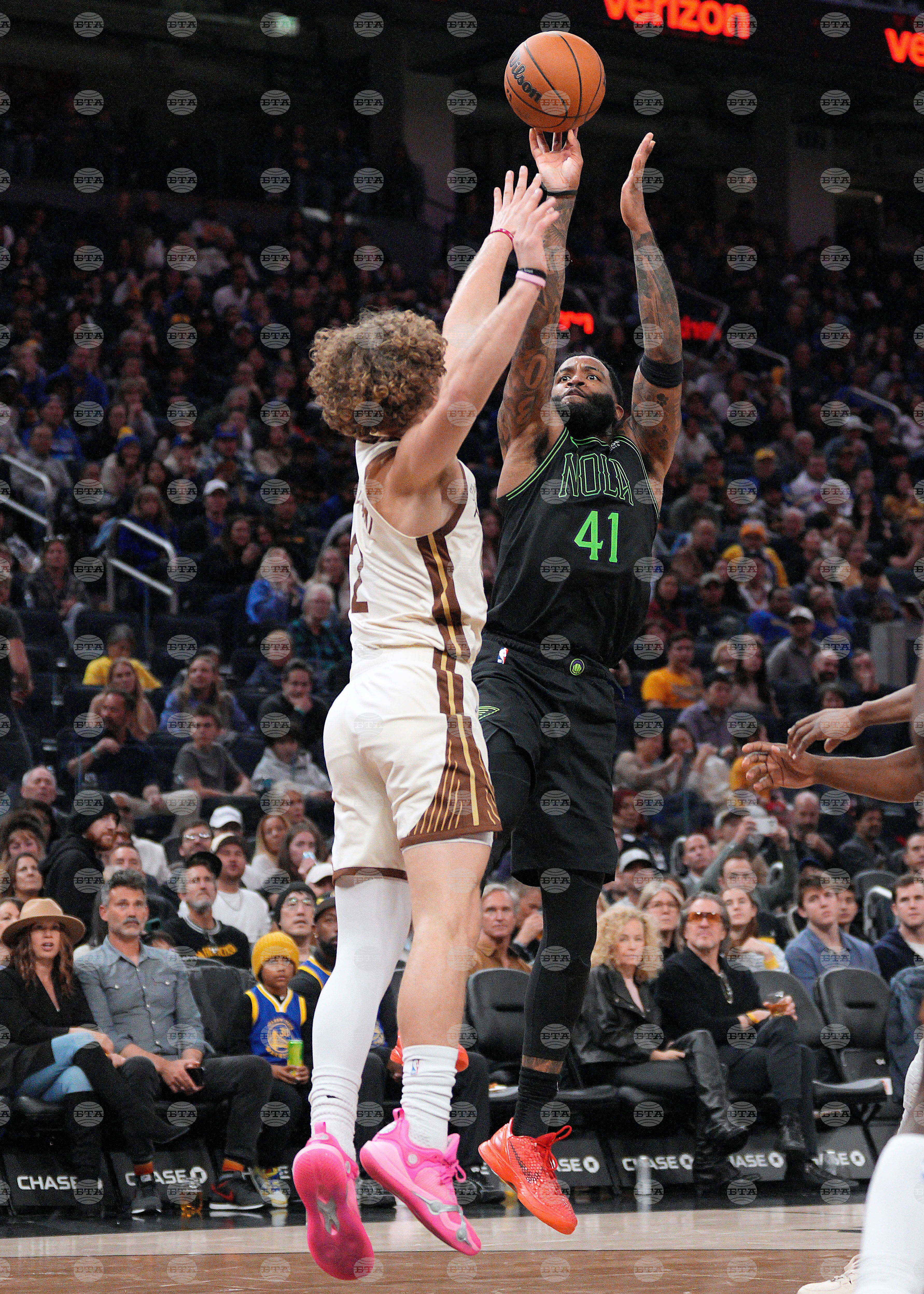 Pelicans Warriors Basketball