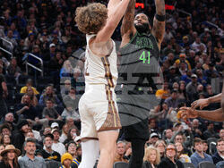 Pelicans Warriors Basketball