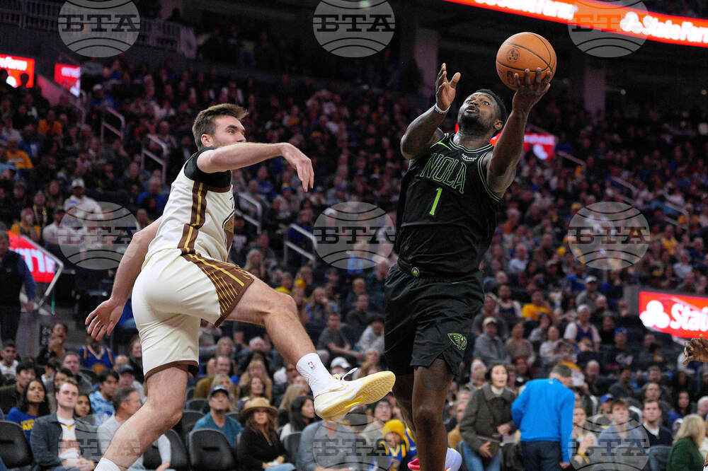 Pelicans Warriors Basketball