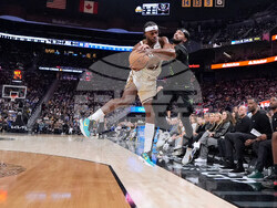 Pelicans Warriors Basketball