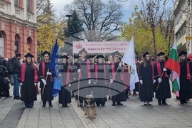 Плевен - Медицински университет - дипломиране - млади лекари