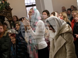 Храм „Св. Андрей Първозвани“ - храмов празник - литургия