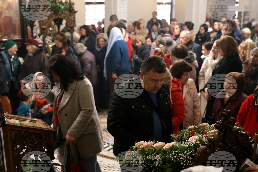 Храм „Св. Андрей Първозвани“ - храмов празник - литургия