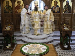 Храм „Св. Андрей Първозвани“ - храмов празник - литургия