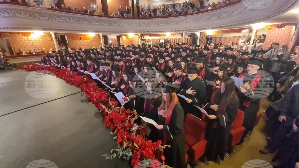 Плевен - Медицински университет - млади лекари - дипломиране