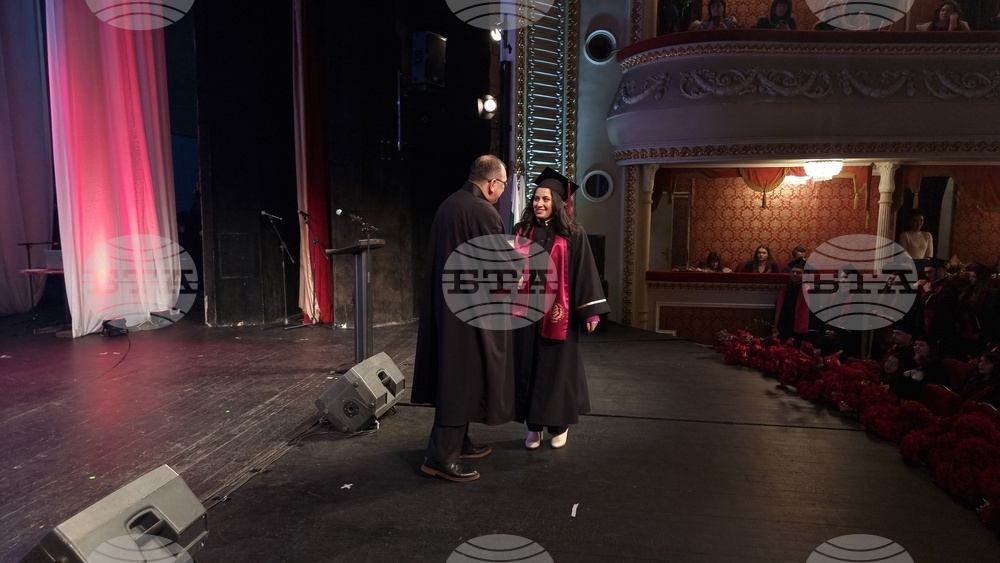 Плевен - Медицински университет - млади лекари - дипломиране