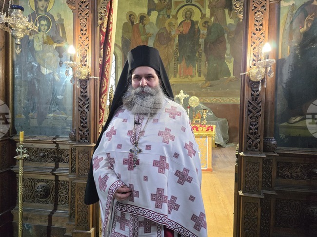 Да славим Бога и да ни води в Неговия път, призова архимандрит Самуил във Видин