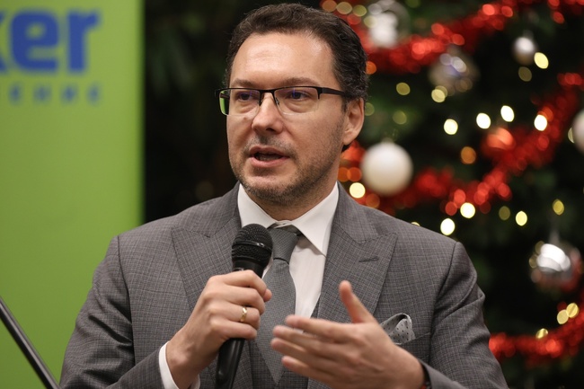 Министър Даниел Митов: В МВР имате голямо семейство, което иска да сте успешни и да вървите напред