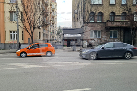 Столица - цветни автомобили - ежедневие