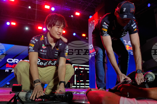 Директорът на Ред Бул Лоран Мекис е сигурен, че японският пилот Яки Цунода може да получи втори шанс