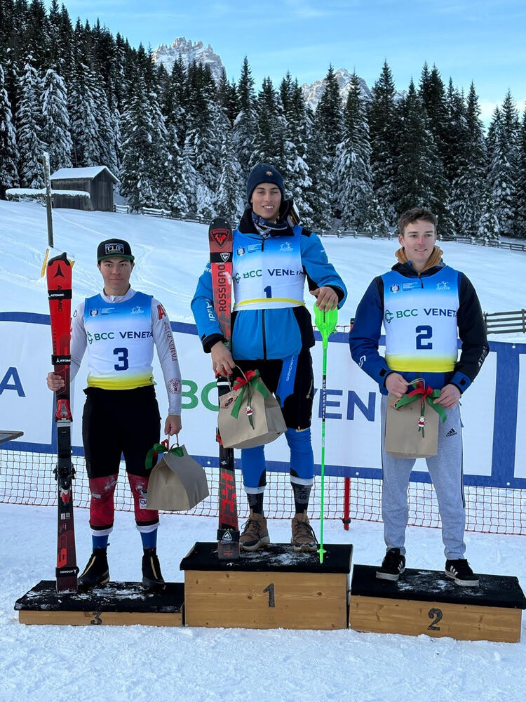  Марко Семерджиев се класира на трето и четвърто място на провелите се два слалома от календара на ФИС за юноши в Италия