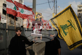 CORRECTION APTOPIX Lebanon Mideast Pope