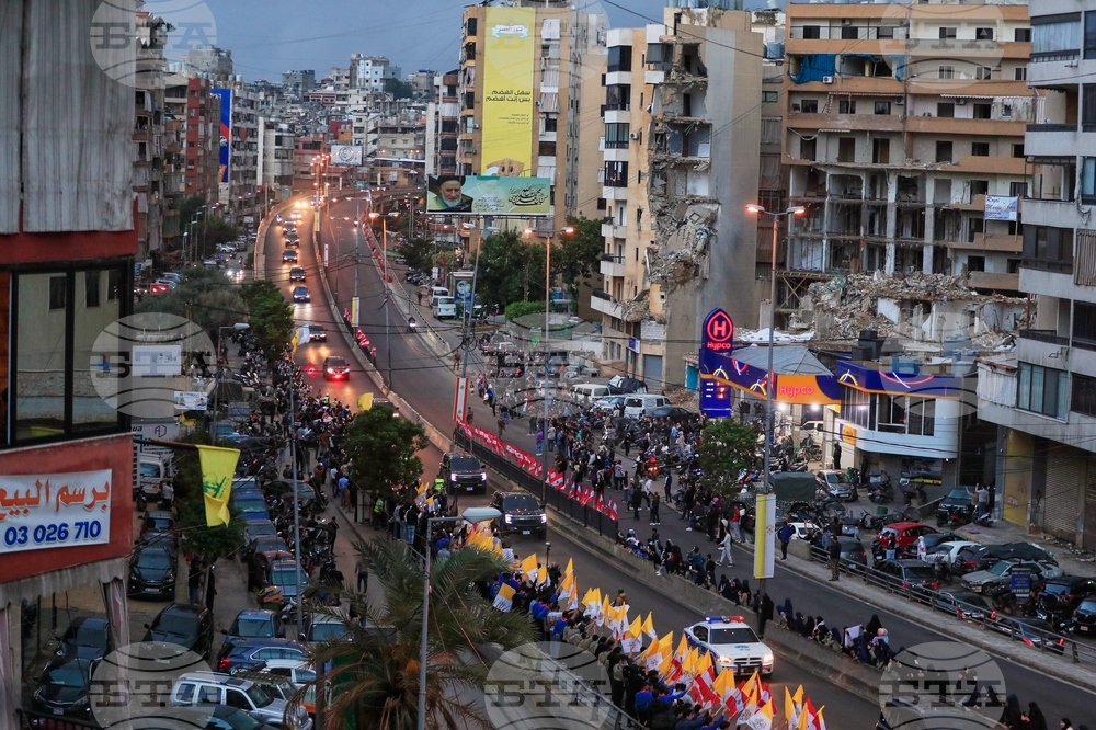 APTOPIX Lebanon Mideast Pope