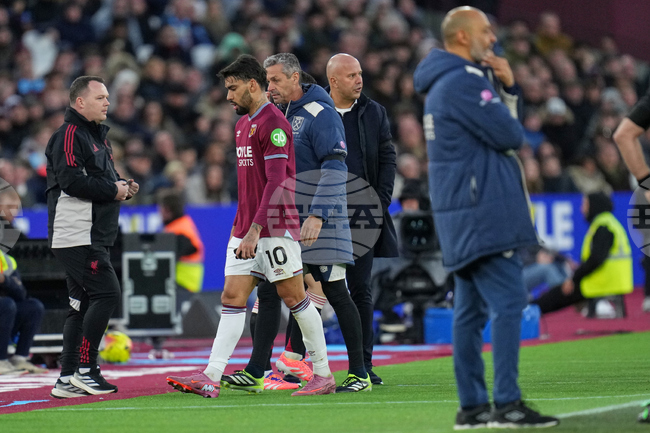 Полузащитникът на Уест Хям Лукас Пакета съжалява след изгонването си от мача срещу Ливърпул
