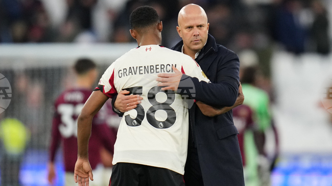 Слот: „Чувствам се невероятно подкрепен“