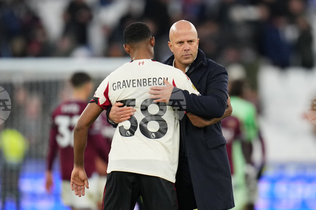 Слот: „Чувствам се невероятно подкрепен“