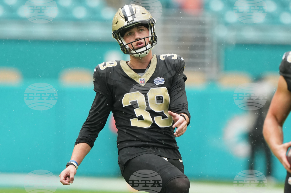 Saints Dolphins Football