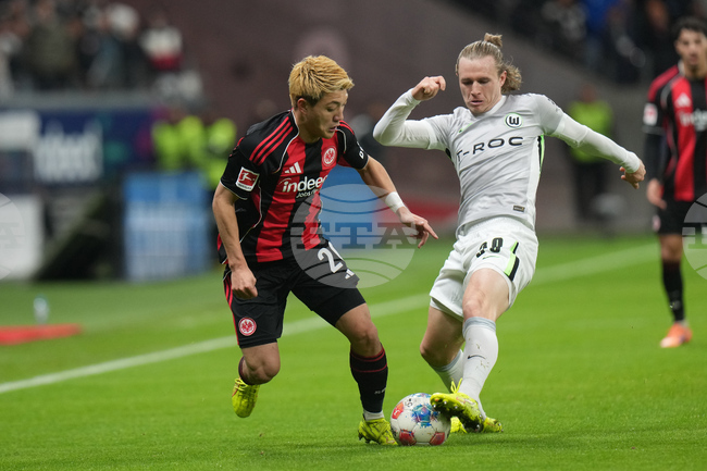 Айнтрахт Франкфурт измъкна равенство срещу Волфсбург с гол от дузпа в добавеното време