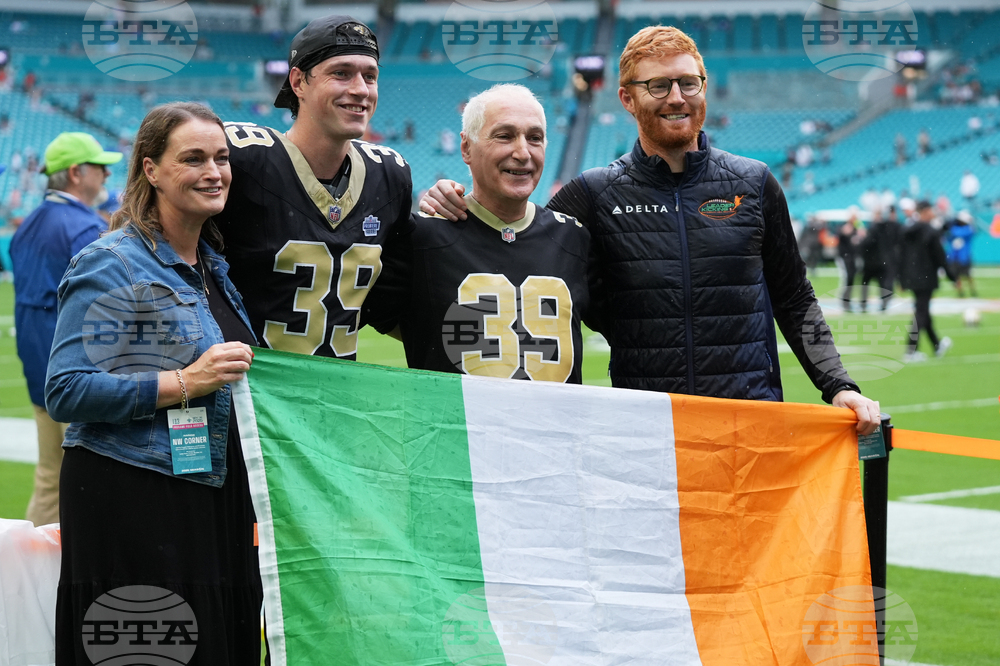 Saints Dolphins Football