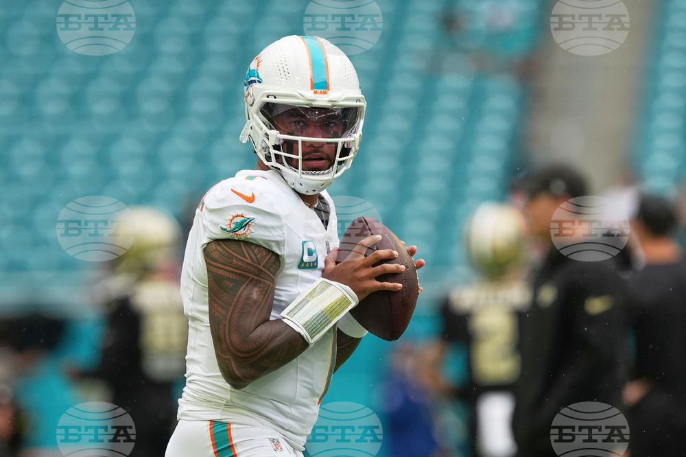 Saints Dolphins Football