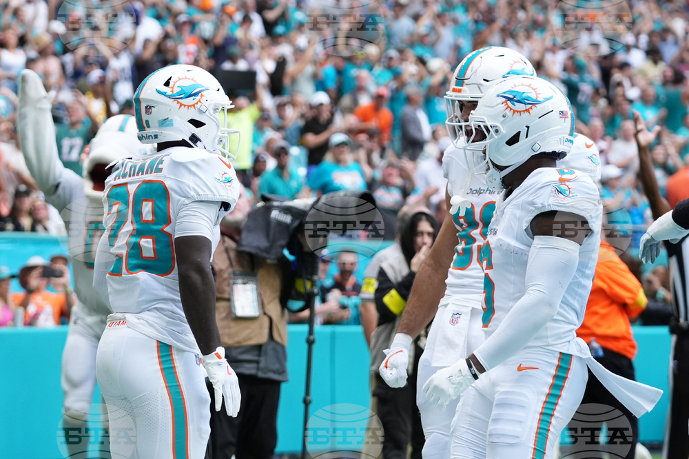 Saints Dolphins Football