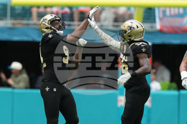 Saints Dolphins Football