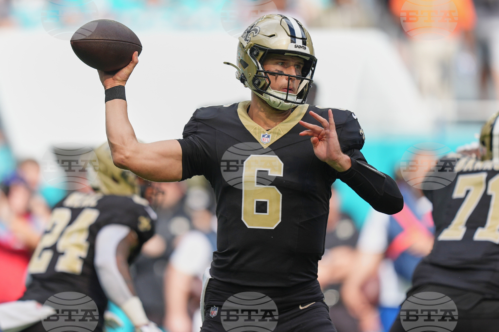 Saints Dolphins Football