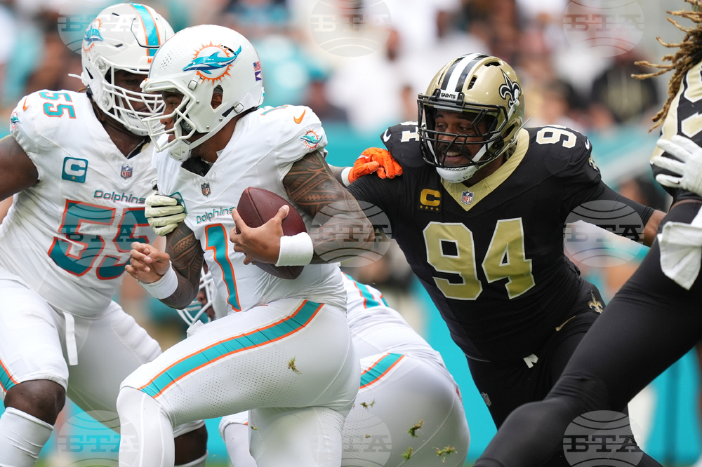 Saints Dolphins Football