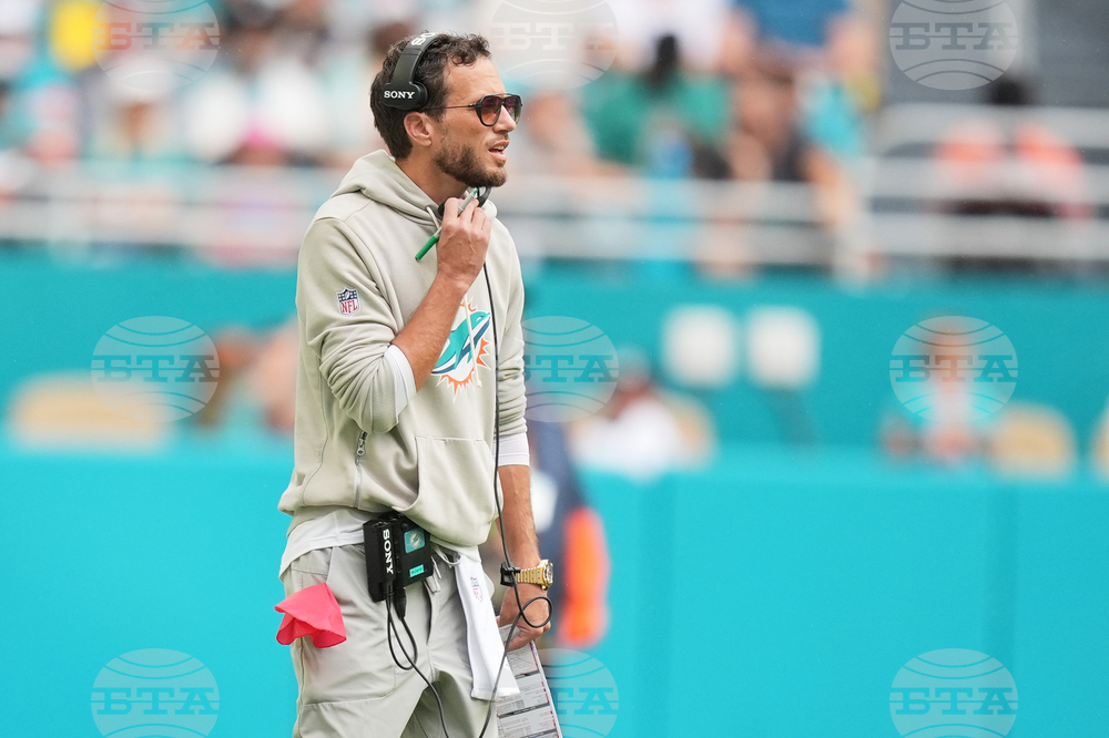 Saints Dolphins Football