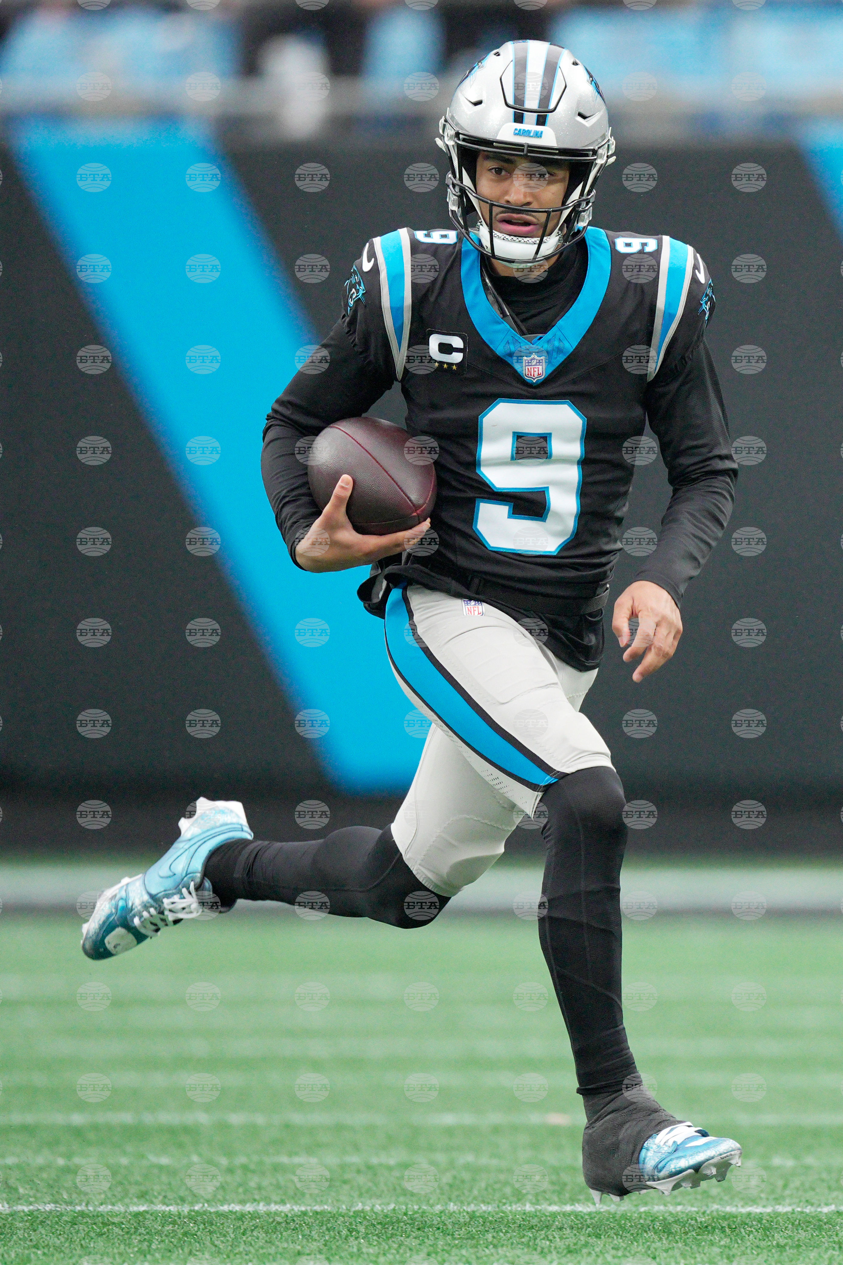 Rams Panthers Football