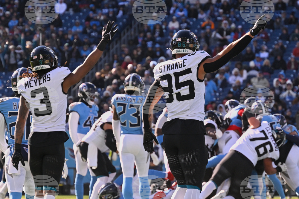 Jaguars Titans Football