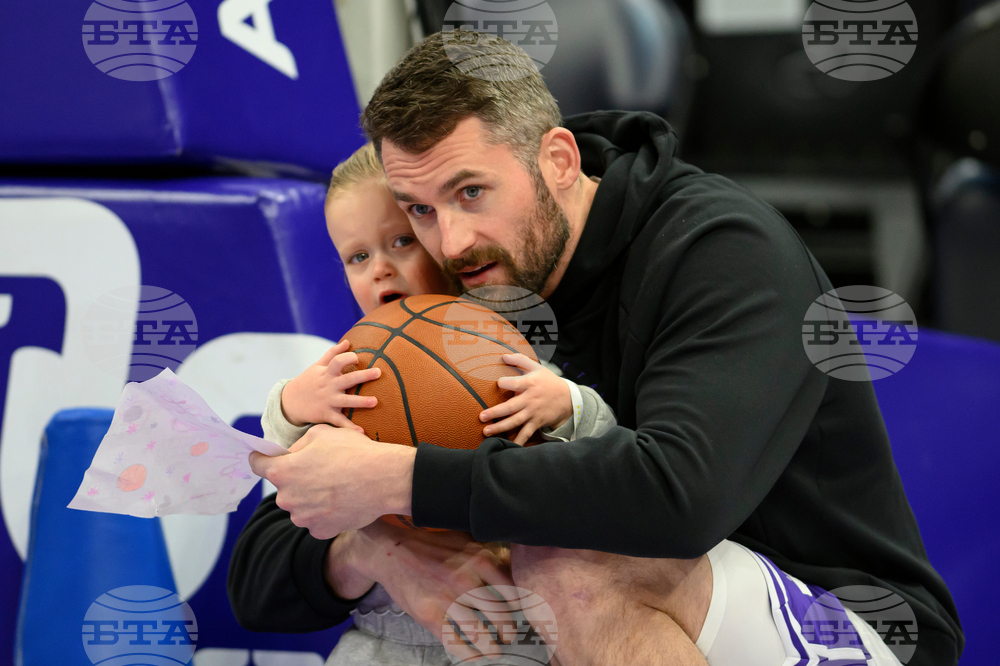 Rockets Jazz Basketball