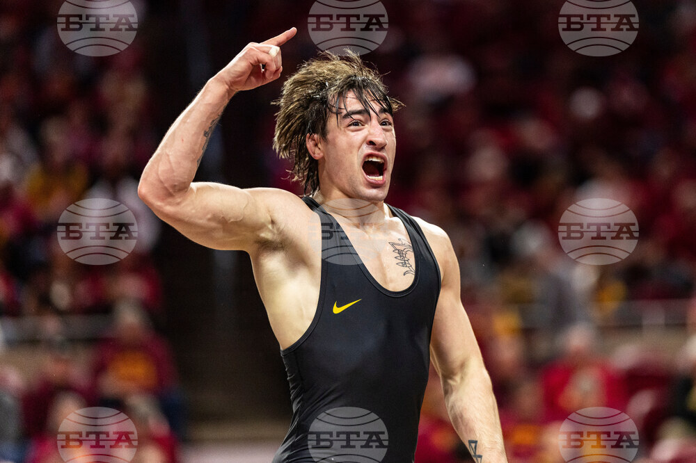 Iowa Iowa State Wrestling
