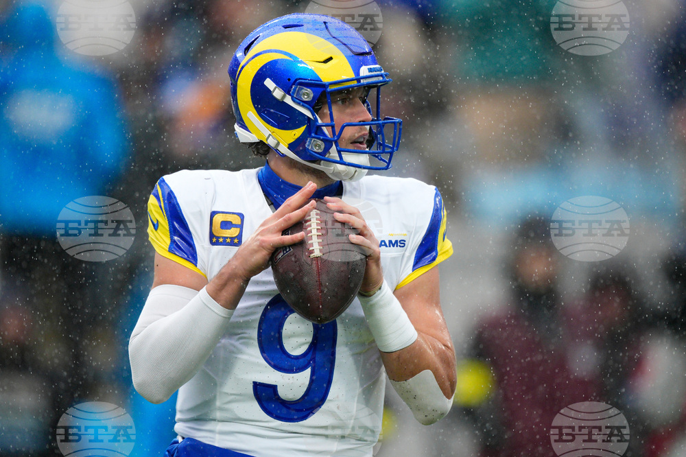 Rams Panthers Football