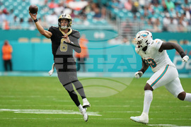 Saints Dolphins Football