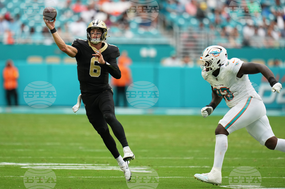 Saints Dolphins Football