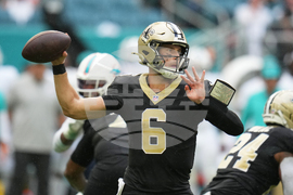 Saints Dolphins Football