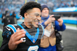 Rams Panthers Football