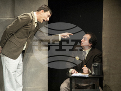 „Брадатата графиня“ в Сатирата, снимки – Сатиричен театър