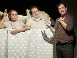 „Брадатата графиня“ в Сатирата, снимки – Сатиричен театър