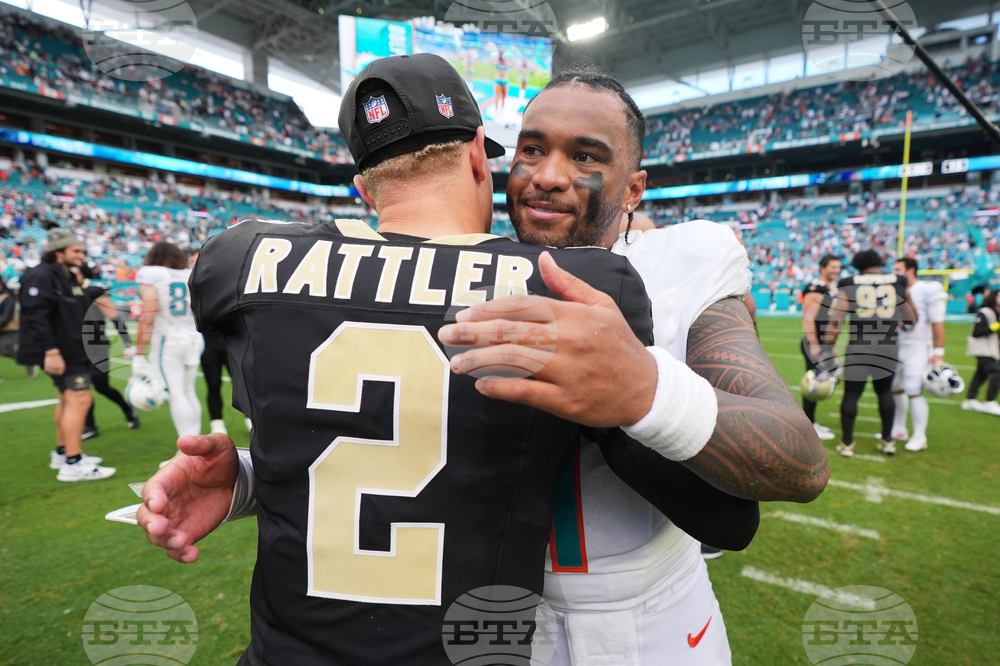 Saints Dolphins Football