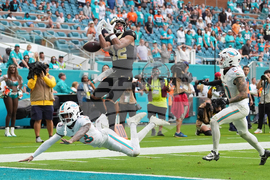 Saints Dolphins Football