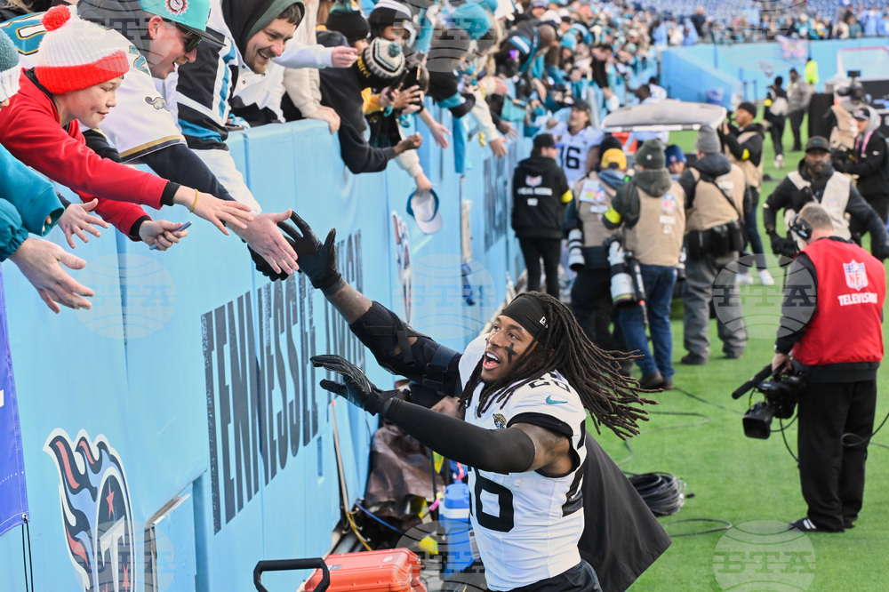 Jaguars Titans Football