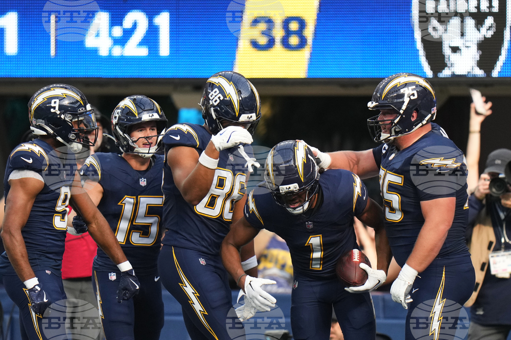 Raiders Chargers Football