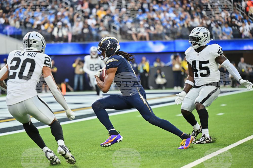 Raiders Chargers Football