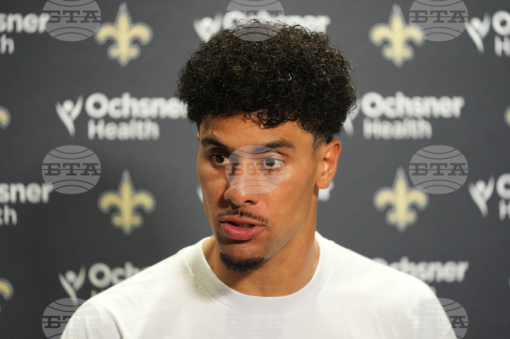 Saints Dolphins Football