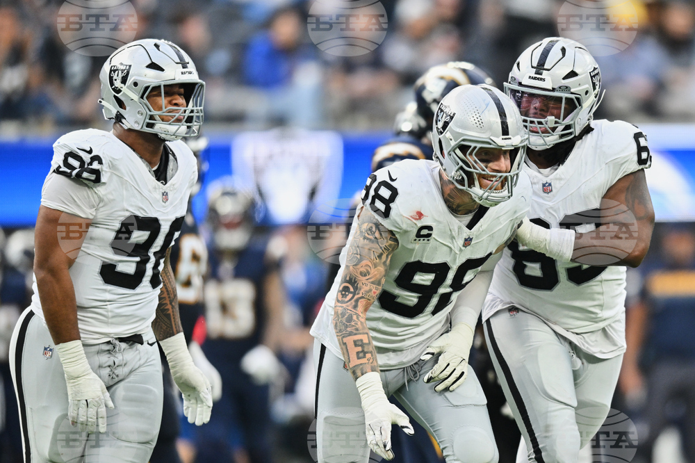 Raiders Chargers Football